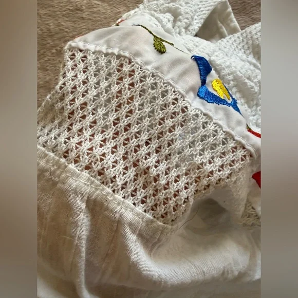 White Halter Dress with Multicolor Floral Embroidery - Picture 4 of 7